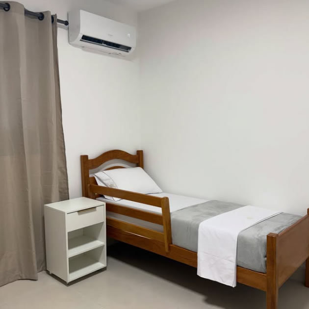Quarto individual aconchegante